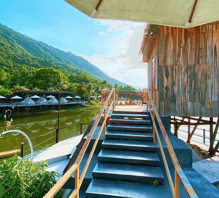 Mới toanh ở Nha Trang ZCamping Hồ Kênh Hạ, Vừa chill bên hồ, vừa bay Zipline! | FNBMaps.Com