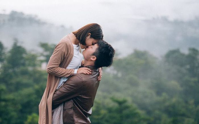 Giải mã Ngày Quốc Tế Nụ Hôn 06/07 và những điều chưa ai kể!