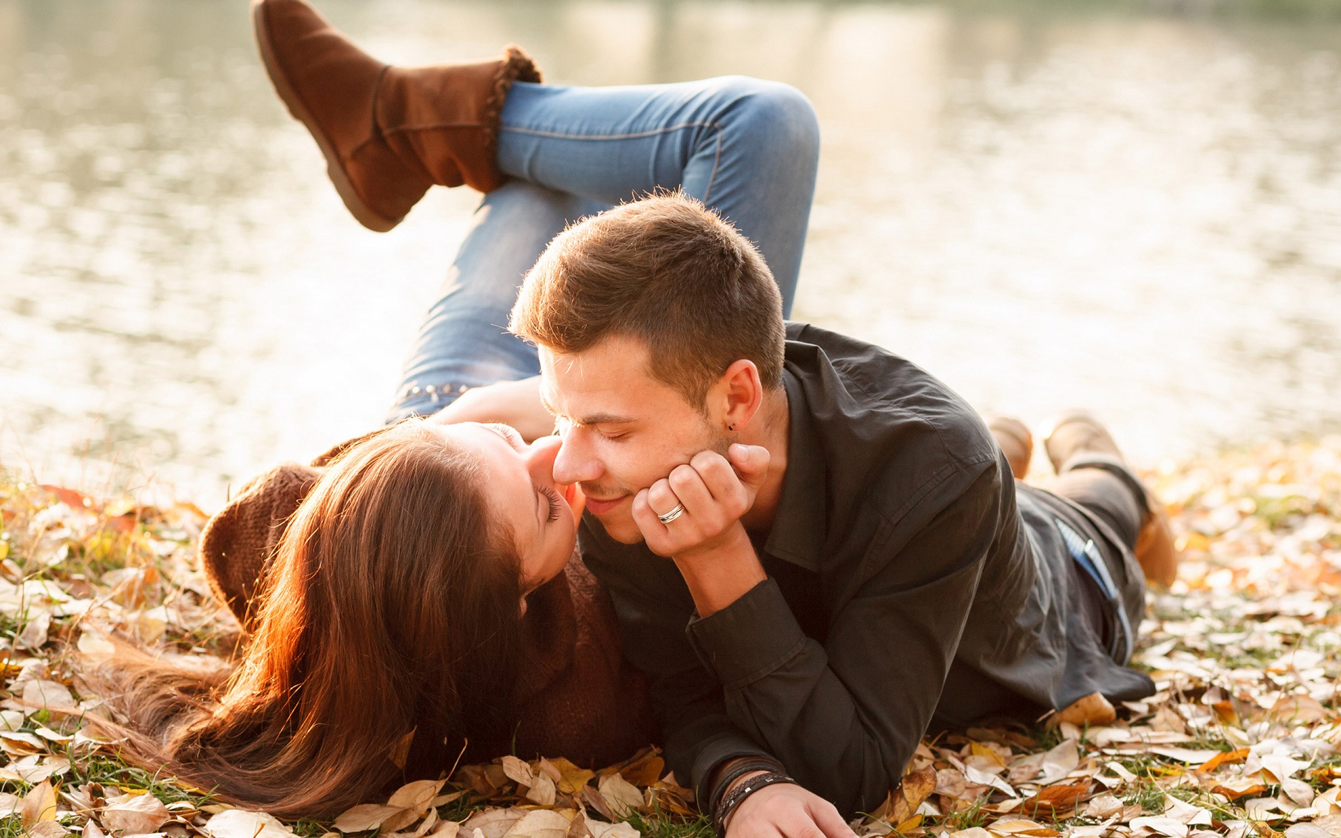 Giải mã Ngày Quốc Tế Nụ Hôn 06/07 và những điều chưa ai kể!