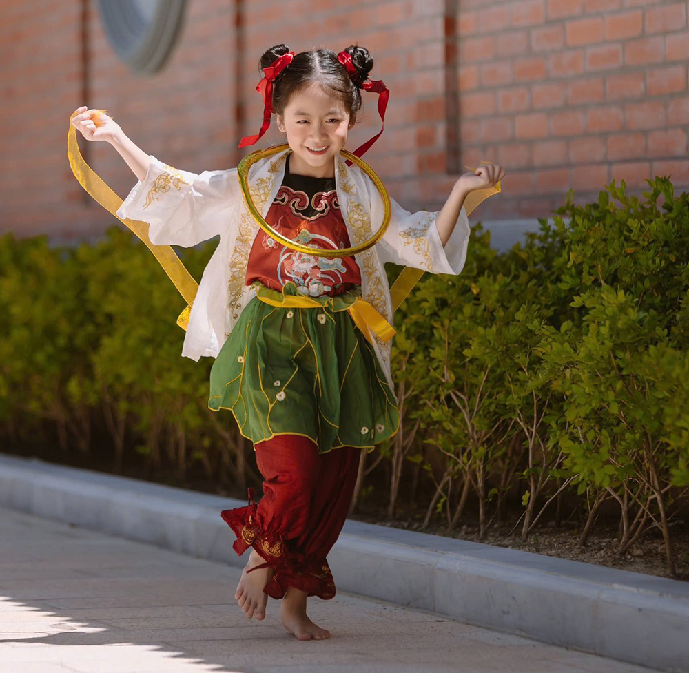 Bộ ảnh "Na Tra" nhí siêu cute trên Chùa Trúc Lâm Phụng Thùy Sơn Nha Trang đang gây bão MXH | FNBMaps.Com