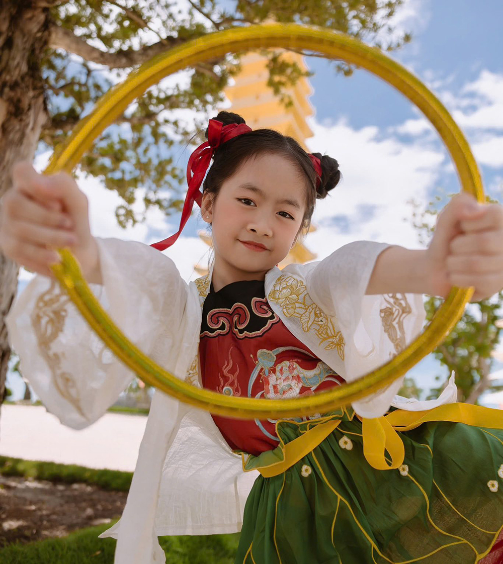 Bộ ảnh "Na Tra" nhí siêu cute trên Chùa Trúc Lâm Phụng Thùy Sơn Nha Trang đang gây bão MXH | FNBMaps.Com