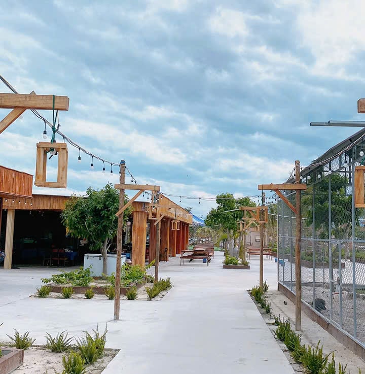 Chợ Đêm Cam Lâm Điểm Hẹn Ẩm Thực & Mua Sắm Sôi Động Ở Khánh Hòa | FNBMaps.Com