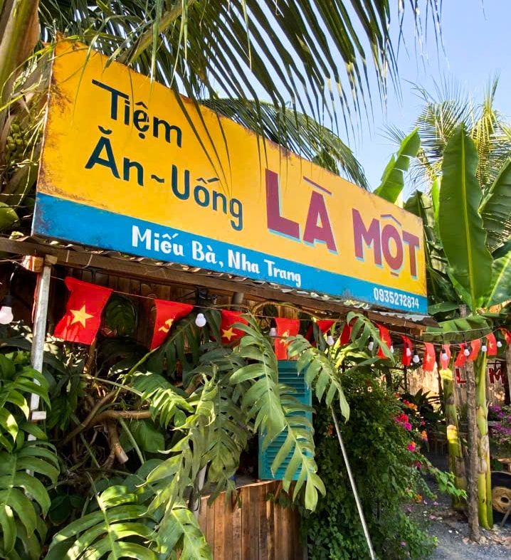 Tiệm Cafe Là Một Nha Trang | FNBMaps.Com