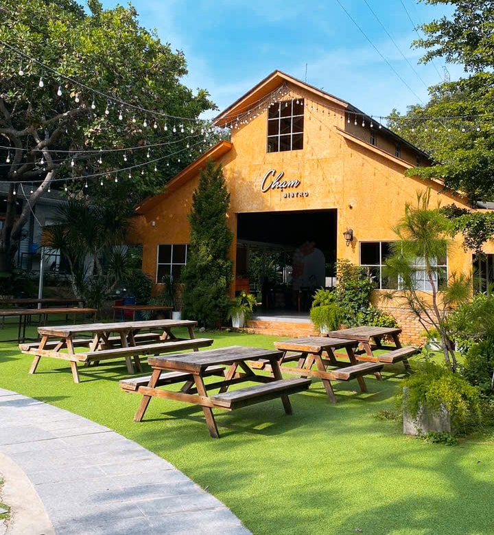 Chạm Coffee, Chạm Bistro Cam Ranh | FNBMaps.Com