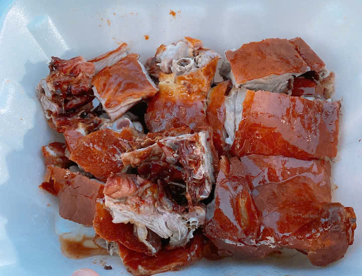 Vịt quay da giòn Minh Hiếu | Fnbmaps.com