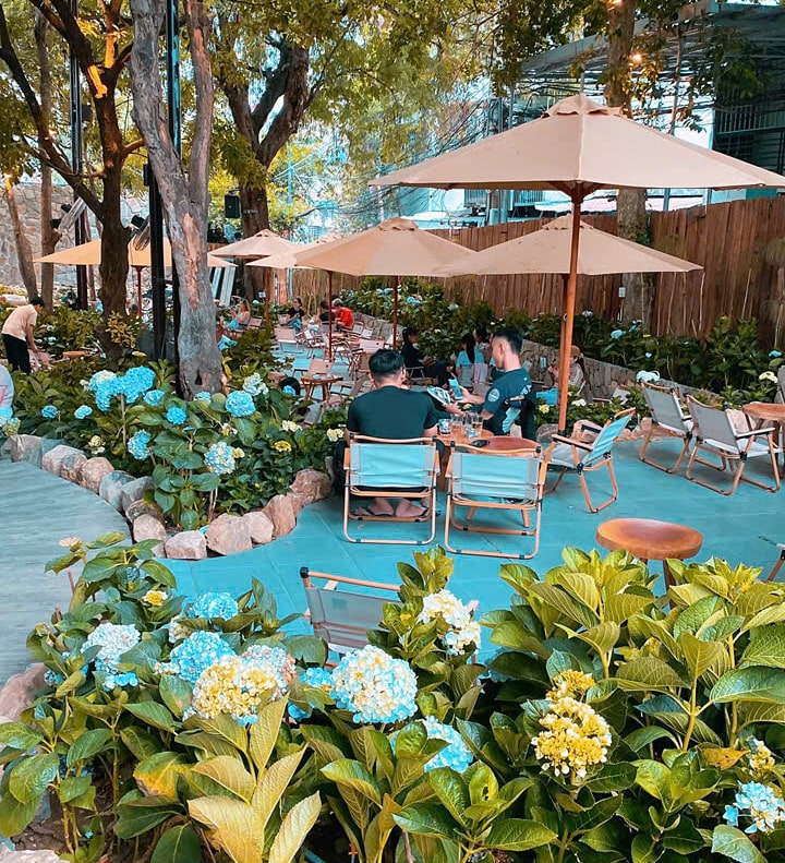 Tiệm Cà Phê Chuyện Của Mưa Nha Trang | FNBMaps.com