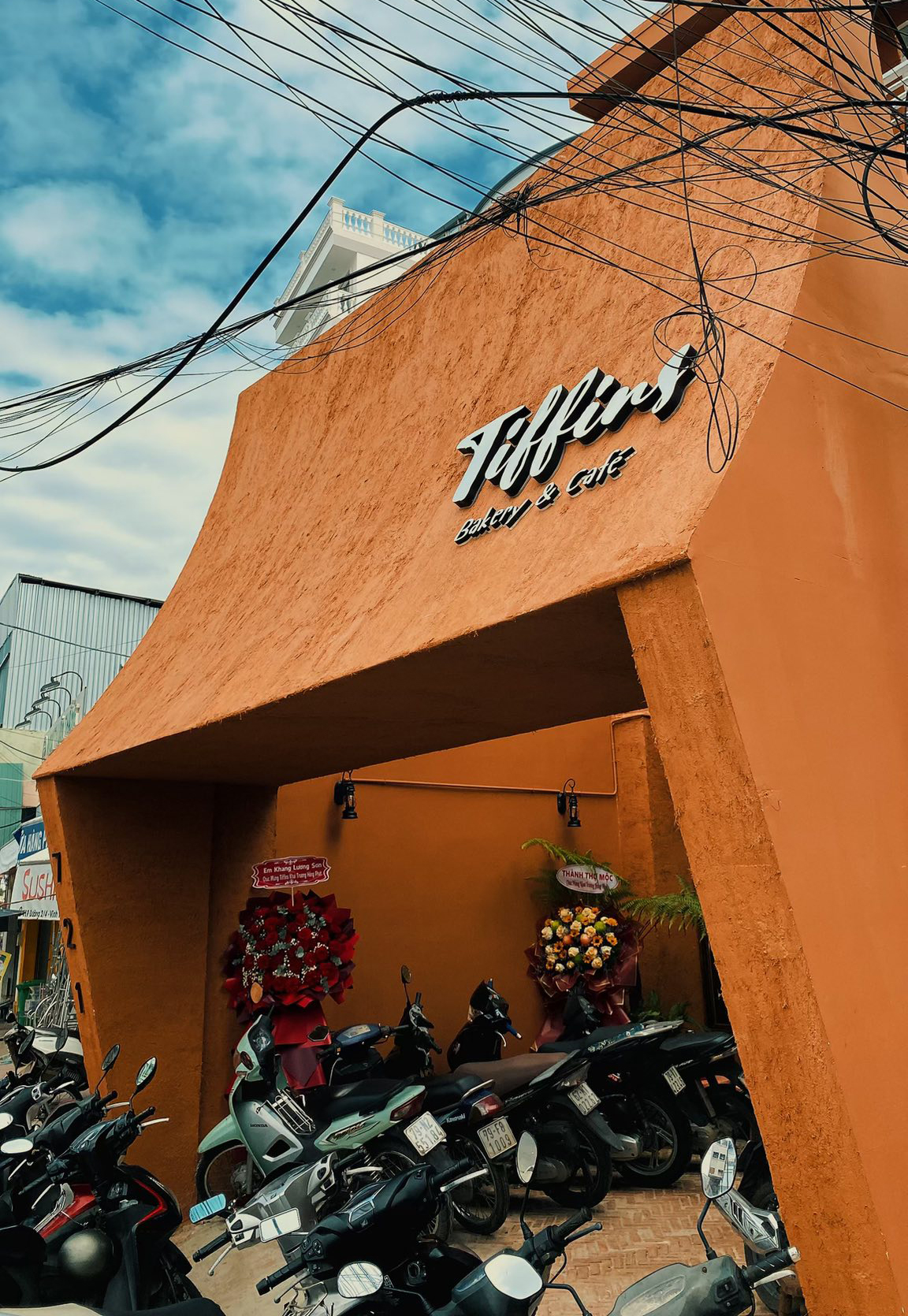 Tiffins Coffee Nha Trang – Một Quán Cà Phê Đẹp & Chill Giữa Lòng Phố Biển