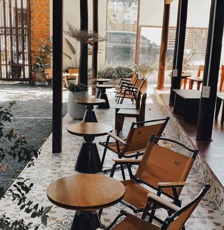 Hiên Coffee Cam Ranh