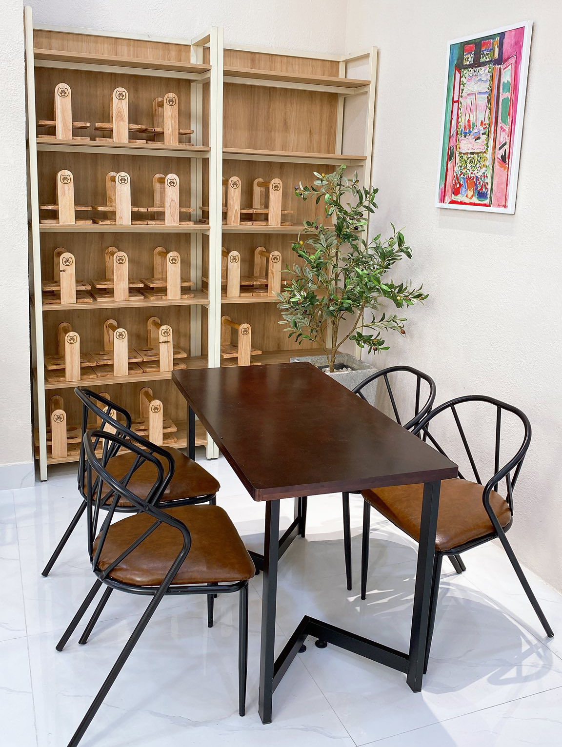 Cà Phê Mèo Nha Trang – Thiên Đường Mèo & Tô Tượng Giữa Trung Tâm Thành Phố