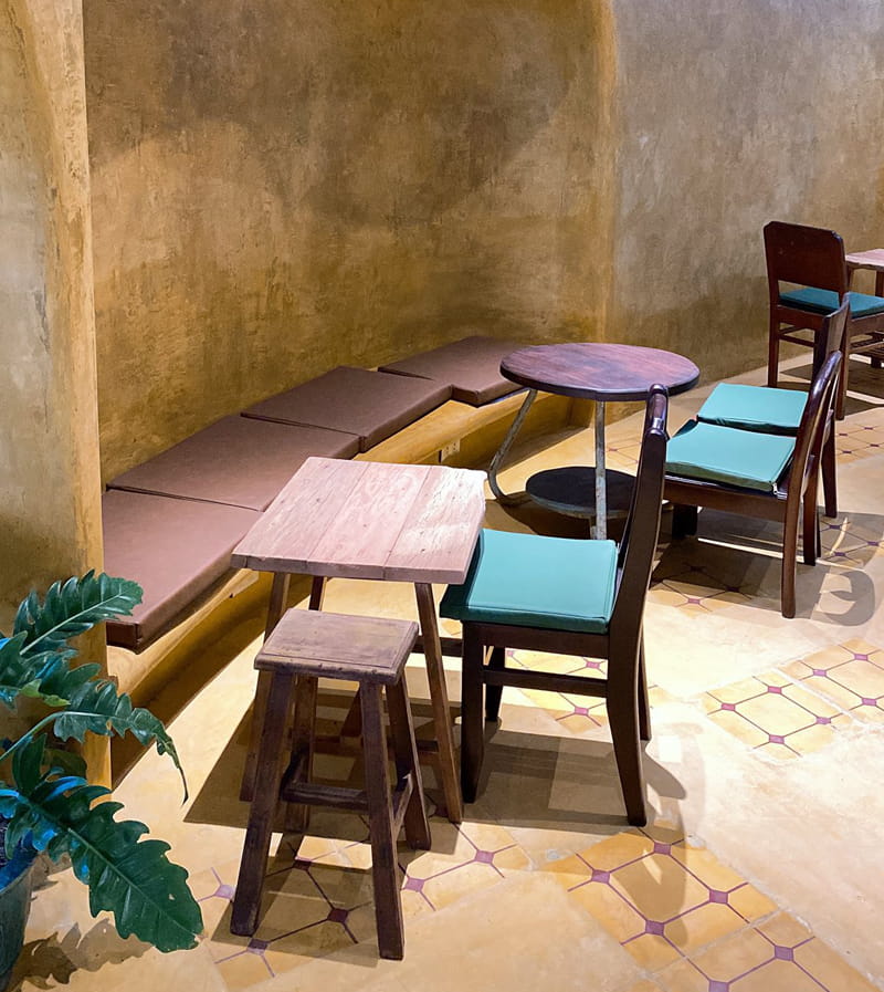 Đầm Coffee by Ola Quán Cafe Nha Trang view "Chợ Đầm" Siu Chill