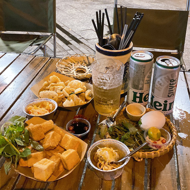 Đi Chơi Về Muộn? 8 Quán Ăn Đêm Nha Trang Mở Khuya Cực Đông