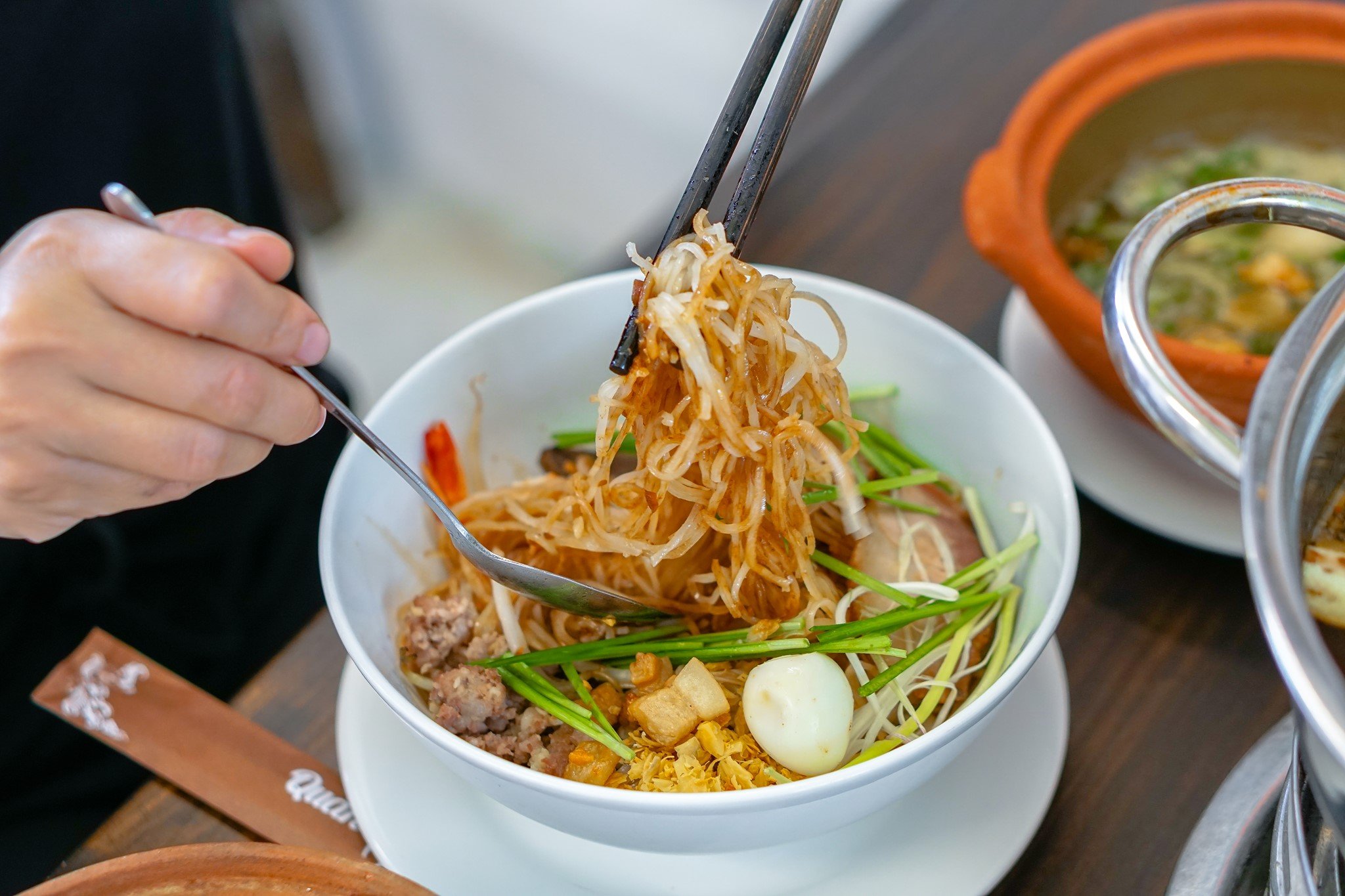 Ăn Gì Ở Nha Trang? 25 Món Ngon Nhất Định Phải Thử Khi Du Lịch 2026