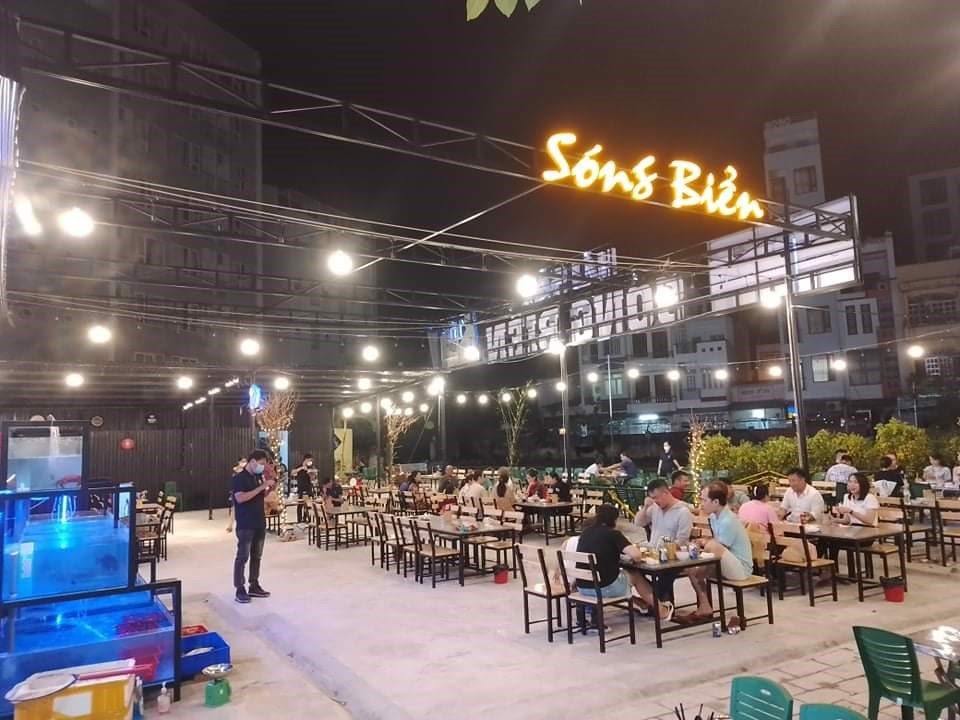 Ăn Gì Ở Phạm Văn Đồng Bắc Nha Trang? 10 Quán Ngon View Biển Nên Thử