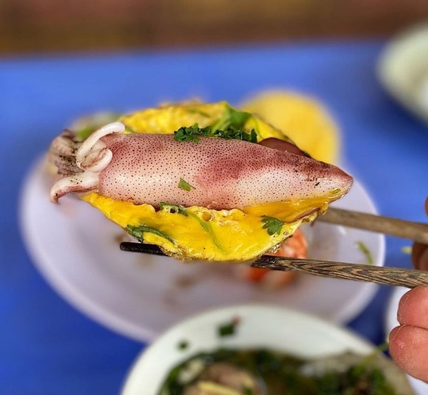 Ăn Bánh Căn Nha Trang Ở Đâu Ngon? 10 Quán Người Địa Phương Hay Ăn