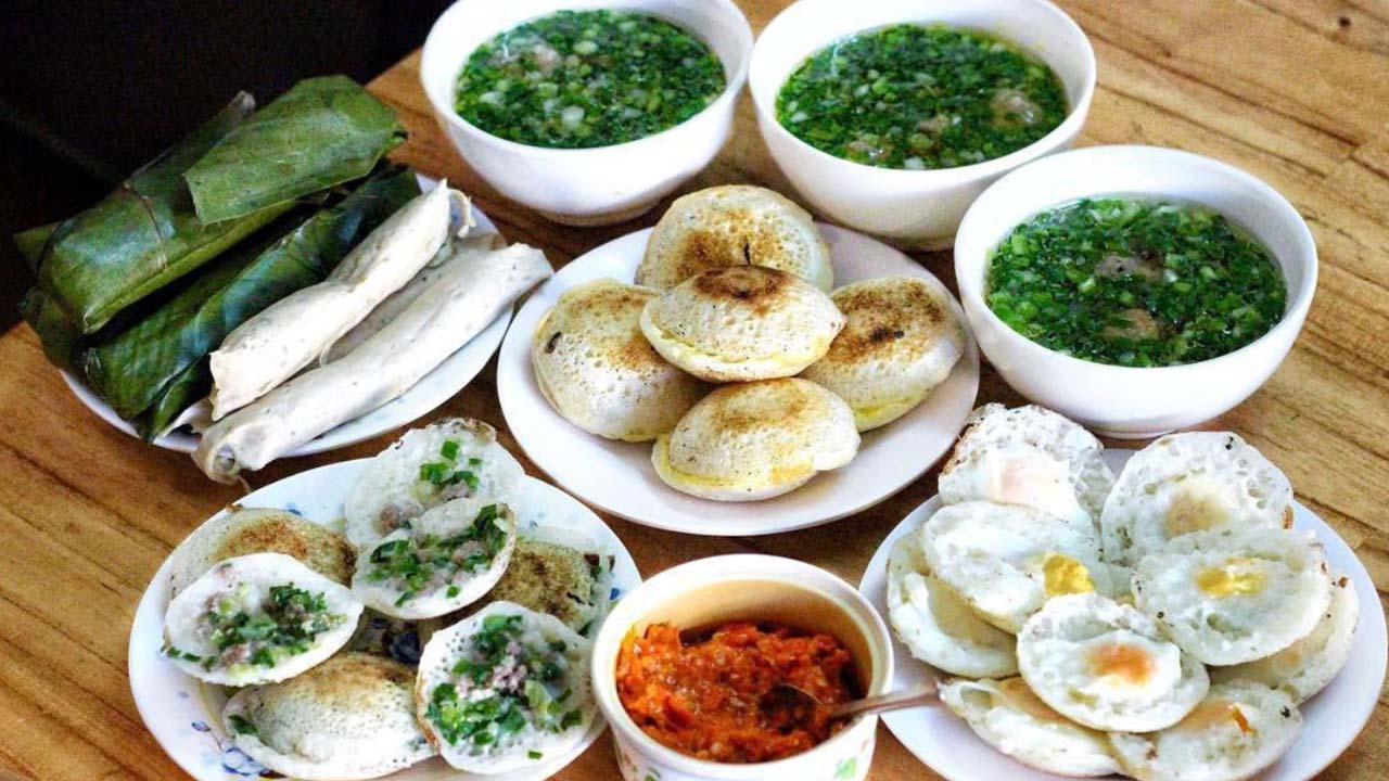 Ăn Gì Ở Tháp Bà Nha Trang? 10 Quán Ngon Rẻ Món Gì Cũng Có