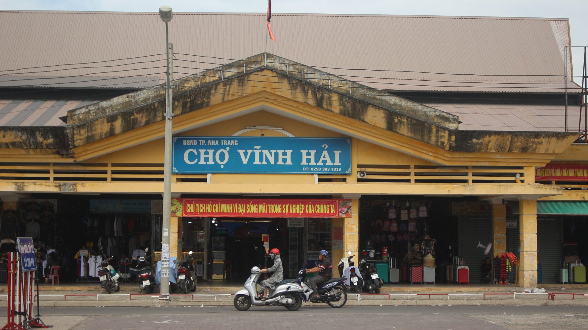 Ăn Gì Ở Chợ Vĩnh Hải Nha Trang? 10 Món Ngon Giá Rẻ Sinh Viên