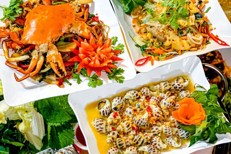 Ăn Gì Ở Tháp Bà Nha Trang? 10 Quán Ngon Rẻ Món Gì Cũng Có