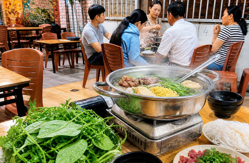 Lẩu Bò Nghèo Nha Trang