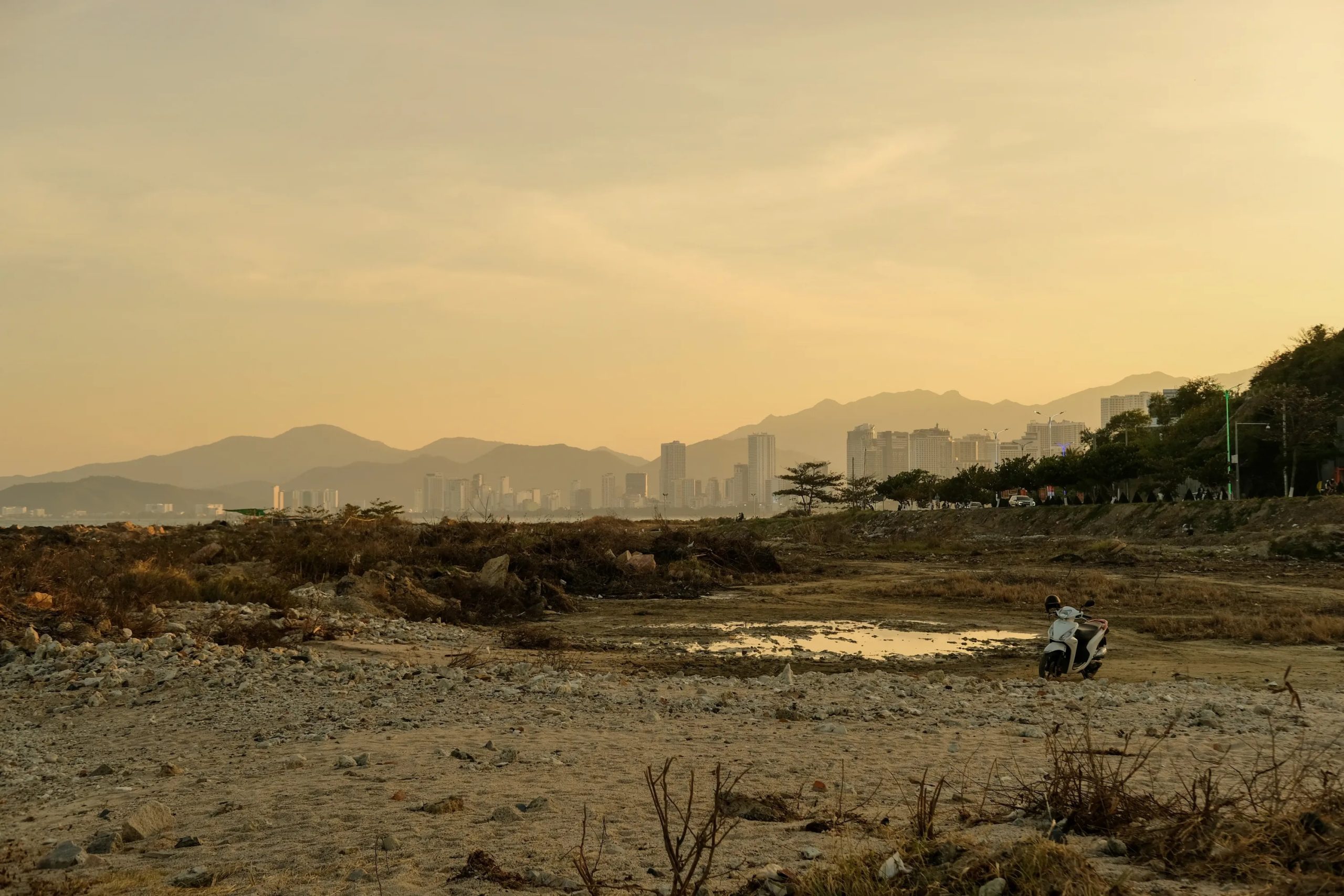 Nha Trang Trong Những Chiều Muộn Rất Đỗi Bình Thường