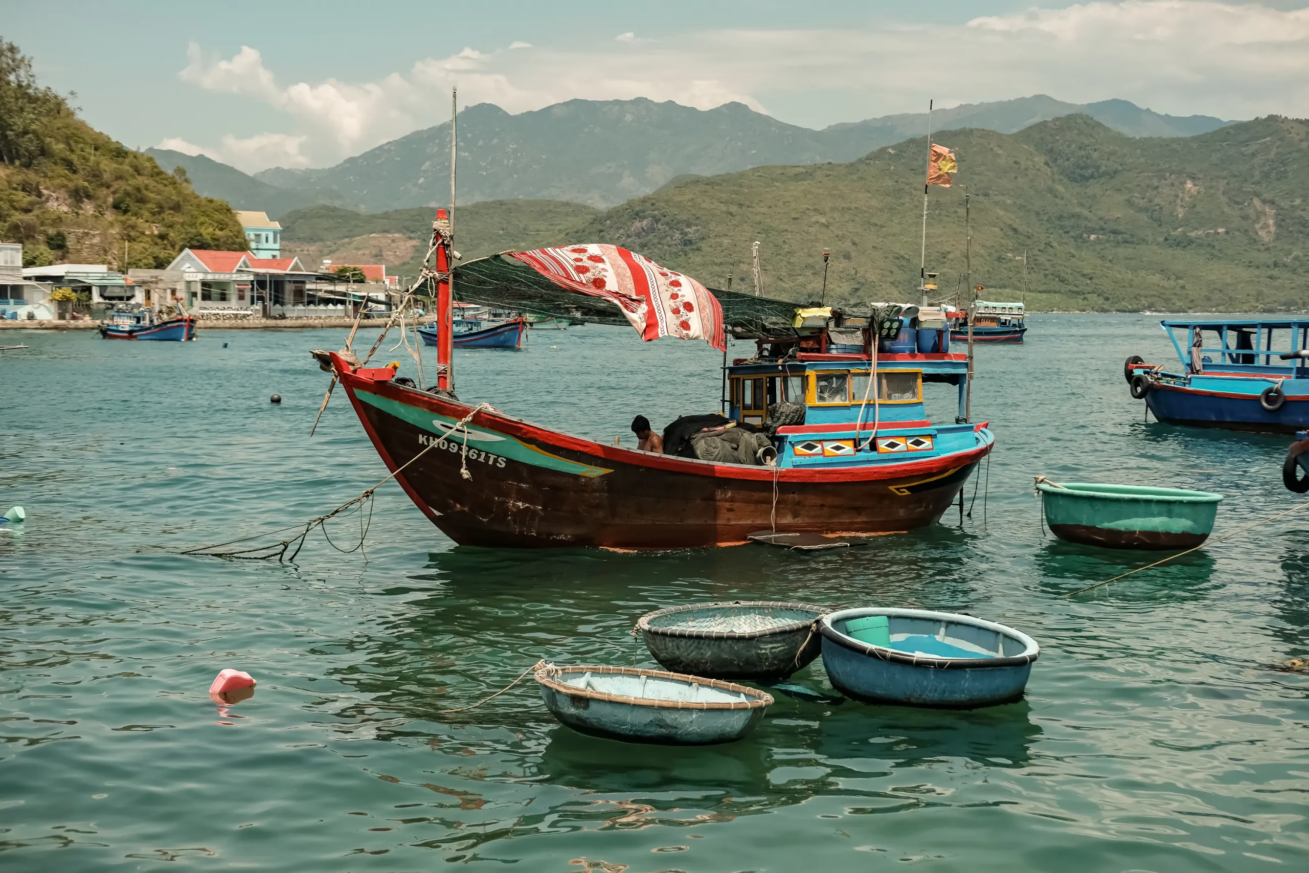 Một Nha Trang Rất Khác Qua Góc Nhìn Từ Hòn Đảo Nhỏ