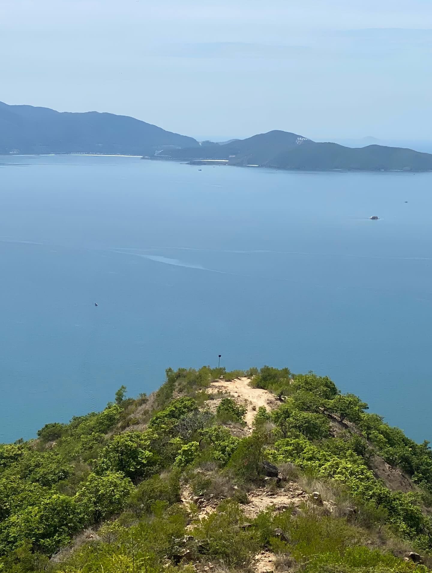 Núi Cô Tiên Nơi Ngắm Trọn Vịnh Nha Trang Từ Trên Cao