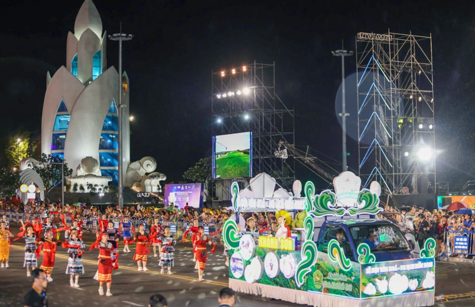 Carnival Festival Biển Nha Trang 2026 Có Gì Đặc Biệt?
