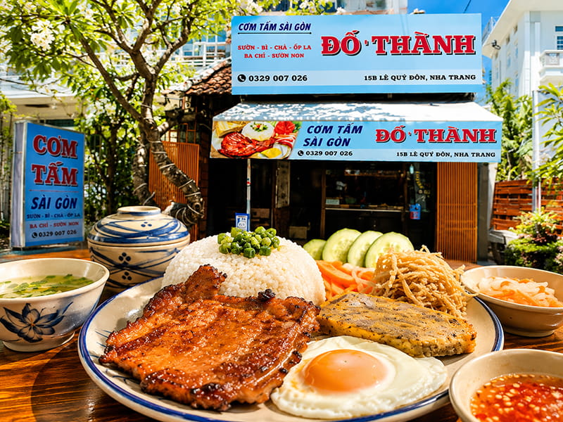 Cơm Tấm Sài Gòn Đô Thành Nha Trang, Bình Dân Ngay Trung Tâm