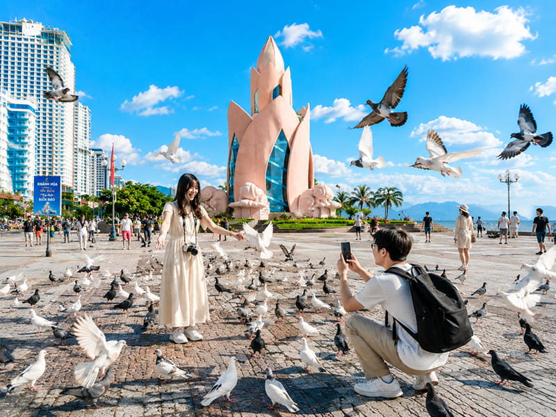 Quảng Trường 2/4 Nha Trang, Điểm Check-in Trung Tâm Thành Phố