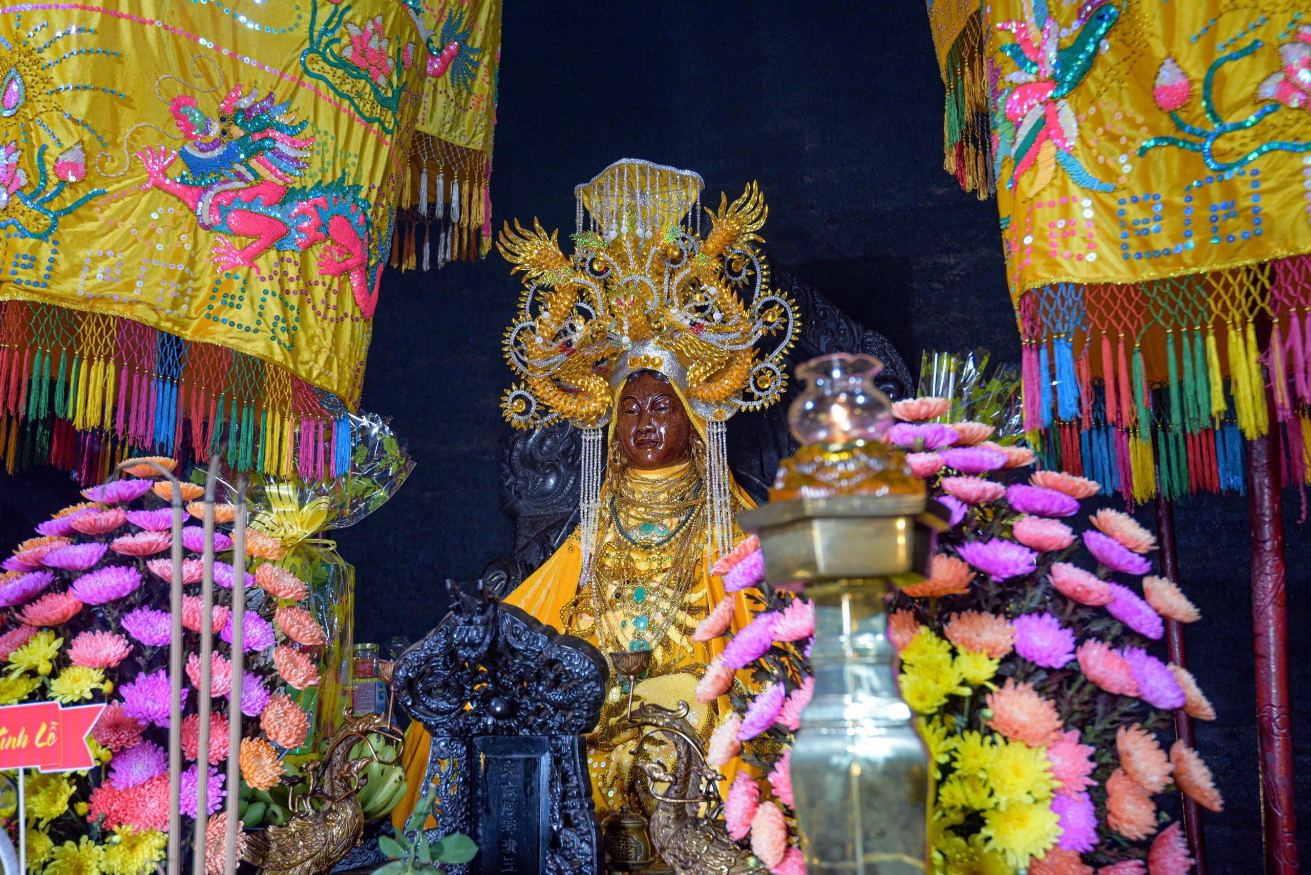 Bất Ngờ Với Vẻ Đẹp Tháp Bà Ponagar Nha Trang Qua Những Góc Ảnh